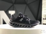 on 昂跑 Cloudsurfer 轻量运动休闲鞋 杨幂同款 脚感很舒服 鞋底柔软且包裹性好 上脚显腿长 不用系鞋带很方便 不管休闲还是运动都很百搭 尺码 如图