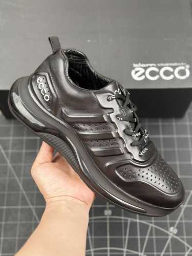 核心私 Ecco爱步 明星同款 官方爆款 新款百搭休闲款 精选头层小牛皮 鞋面走线工整 清晰质感 原单品质 采用ecco家族工艺 高端时尚 简约大气 防滑舒适