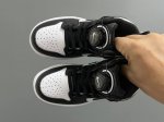 乔一中帮锁扣儿童运动鞋 SIZE：22-37.5码 超棒的锁扣系列 经典乔一中帮款式 优质皮料质感超赞 耐磨防滑大底，脚感超舒服