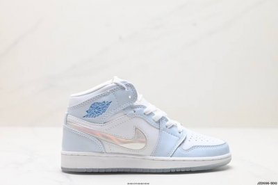 真标耐克nike Air Jordan 1 Retro Mid Aj1乔丹一代中帮经典复古文化休闲运动篮球鞋 货号:Fq9117-400 尺码:36 36.5
