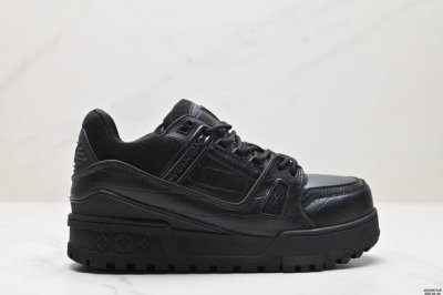升级原楦原纸版数据开发版型#这双“变胖”了的trainer好受瞩目 又大又圆 ,全新 Lv路易威登louis Vuitton Trainer Maxi Low