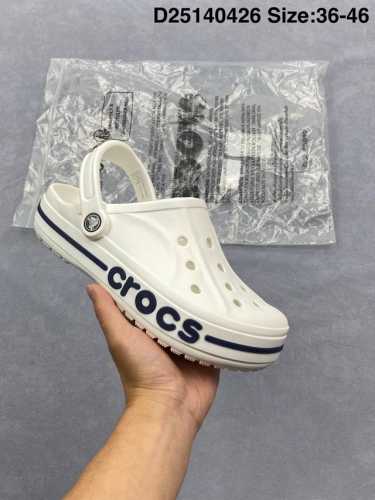 卡骆驰Crocs Classic Clog 卡骆驰全系列休闲沙滩洞洞拖鞋凉鞋 超轻Croslite专利材料打造 鞋面更加耐用易清洗 该鞋款轻盈舒适 2002年