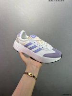 公司级Adidas 三叶草Ozelia 大底侧面字体重点升级 整理度完美提升 正确磨砂材质 原厂配套 高密度柔性编织 符合出口标准 原工艺高密度成型Eva中底