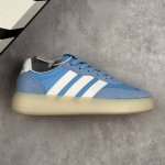 本地 核心私 adidas Barreda Decode 阿迪达斯 低帮 舒适百搭防滑耐磨轻便板鞋 这双鞋在外观设计上独具匠心 融合了时尚与实用性的双重考量 鞋