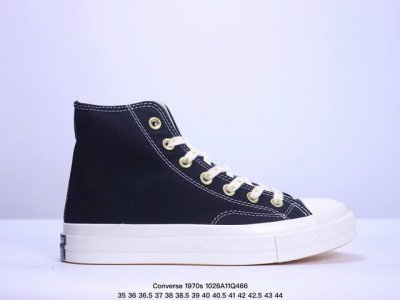 Converse 1970s 黑色 星星鞋带 “星星元素的高帮帆布真的美哭了”后跟星星图案也是超好的点缀！真的好好看，黑色和酒红也是很好百搭的！ 货号：A124