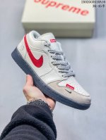 2025限量发售！ Air Jordan 1 Low Aj1乔1低帮休闲板鞋， “黑白灰配色-北面联名定制款” 个性的设计风格以及品牌的经典元素 使其成为一双具