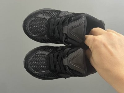牛B新款2010网面鞋带款儿童老爹鞋 Size：24-36码 经典Nb2010款式 网面设计，透气舒适不闷脚 老爹款式，百搭又时髦