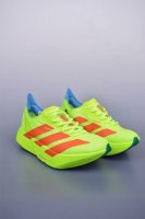 Adidas Y-3 Adios pro 4M 阿迪超轻透气缓震跑鞋 联名款 整体外观造型与Adizero Adios pro Evo 1非常相似 中底配置方面