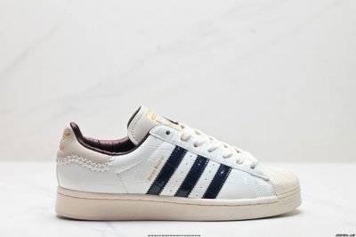 公司级阿迪达斯Adidas三叶草 Originals Superstar贝壳头系列低帮经典百搭休闲运动板鞋 货号:J P7221 尺码:35.5 36 36.5