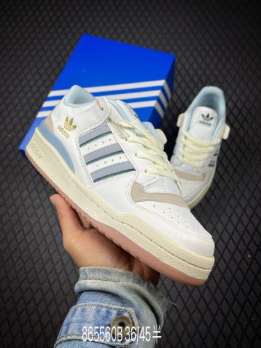 B 阿迪达斯Adidas三叶草 Originals Forum 85 Low 84罗马系列低帮复古系带百搭休闲运动板鞋 货号 Ih7830 尺码：36-45半码