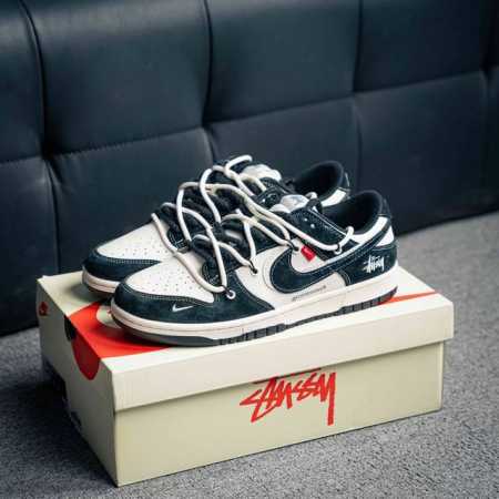 360 核心私 Nike Dunk 全套原楦原模倾力打造完美版型 独家原厂航空铝磨具打磨大底 鞋头坡度极致还原 无解鞋型 原盒原配 圈内天花板工艺 原厂冲刀 超 - 点击图像关闭