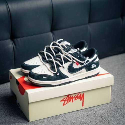 360 核心私 Nike Dunk 全套原楦原模倾力打造完美版型 独家原厂航空铝磨具打磨大底 鞋头坡度极致还原 无解鞋型 原盒原配 圈内天花板工艺 原厂冲刀 超