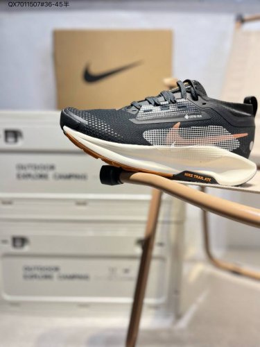 Nike Reactx Pegasus Trail 5 Gtx Next Nature 网面透气跑鞋原档案数据编织面 原盒原配 Qc检验、钢印 俱全原底科技 同