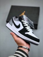 Air Jordan 1 Low Aj1 乔1灰白黑勾 低帮文化休闲板鞋 Hf3148-106 尺码：36 36.5 37.5 38 38.5 39 40 40