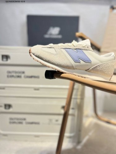 新百伦 Nb327 Nb 471复古慢跑鞋 New Balance 471 复古先锋 Ms327系列复古休闲运动慢跑鞋，上世纪 70 年代的意大利街头风格Nb新