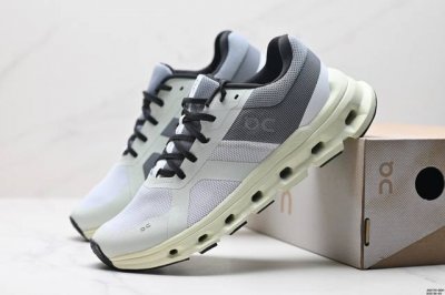 公司级on Cloudrunner 昂跑 户外街头机能风新兴品牌轻便中帮跑步鞋 首发实拍鞋款以网球为灵感的运动休闲鞋，大胆的复古外观与革新科技融合，助力运动生活