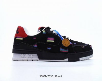 公司级全新lv路易威登louis Vuitton Trainer Sneaker Low休闲运动文化百搭板鞋 尺码:36-45，编码3083M7030