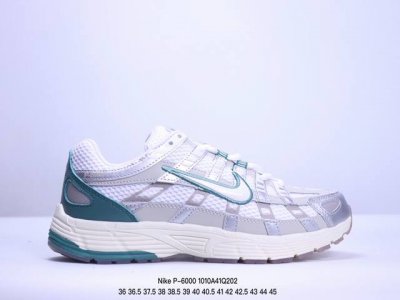 新品实拍 公司级真标半码耐克 Nike P-6000 复古技科个性运动老爹鞋。该鞋款鞋采面用纵横交错的覆面，重现 2000 年代鞋跑风格，同时搭配震缓鞋垫，带来