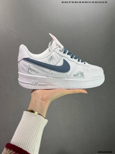 公司级nike Air Force1 全新配色 #原楦头原纸板 打造纯正空军版型 #专注外贸渠道 全掌内置蜂窝气垫 #原盒配件 原厂中底钢印、拉帮完美 货号：C