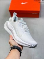 耐克nike Zoomx Invincible Rn 4 Gtx 马拉松 轻量休闲运动慢跑鞋 尺码：36-45半 编码：11Jjd315A06