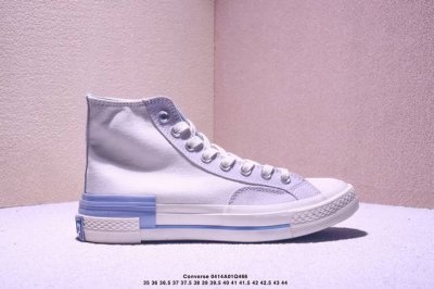 小红书爆款来袭 奶蓝 奶粉 神仙配色 Converse匡威 秋冬新款结构1970S经典Logo外层水晶透明塑质Logo，鞋底内衬颜色对应Logo颜色，添加了更多