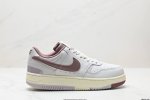 真标W Nike Gamma Force兼顾舒适脚感和出众风范，演绎匠心之作。结构性的支撑贴合感结合复古篮球设计，塑就场外全明星风范。 货号:Dx9176-10