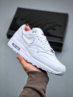 nike Air Max 1 X Supreme 白色复古休闲跑步鞋 官方同步上架真标原盒 原底原面 正确版型 原版开发 精准细节 市面最高版本官方货号：Hf8