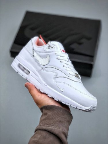 nike Air Max 1 X Supreme 白色复古休闲跑步鞋 官方同步上架真标原盒 原底原面 正确版型 原版开发 精准细节 市面最高版本官方货号：Hf8