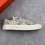 本地 核心私 新款匡威1970S 王源同款腰果花低帮系列 Converse 帆布鞋 玩花样经典不重新 ,这次腰果花低帮系列新出来海军蓝和白色两个颜色 鞋面腰果花