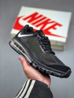 200 Nike Air Max 2013 /Stussy 舒适时尚耐磨透气 低帮跑步鞋 Nike Air Max 2013 /Stussy 运动鞋携时尚设计