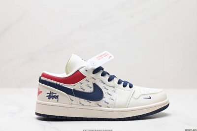 公司级nike Air Jordan 1 Low Aj1乔1低帮休闲板鞋 同步官方配色 市场唯一独家头层皮打造 原鞋原档案开发 原厂皮料 原档冲孔鞋头 正确满胶