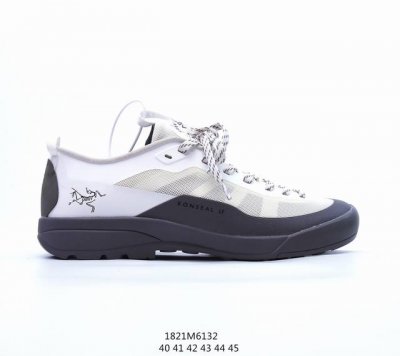 莞产公司级礼盒套装始祖鸟 Arc'Teryx Konseal Fl系列 未来之壳系列低帮轻量化透气越野徒步户外运动跑鞋“ 又到了登山的季节！对于爱好户外运动的人