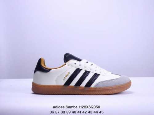 Addis Original Samba Og 复古单品 纯原批次 复古桑巴板鞋 这款桑巴鞋展示了高质量的工艺 带有装饰的超锁缝制和无缝的手感 柔软、柔软的皮革