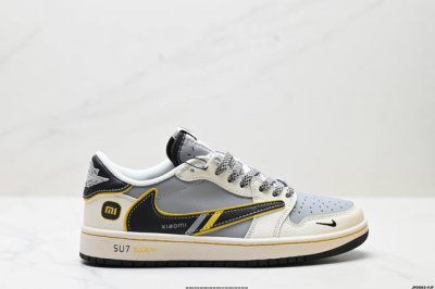 公司级Aj1倒勾Travis Scott X Air Jordan 1 ” Reverse Mocha “ Aj1乔1 Ts 闪电 联名倒钩 低帮文化篮球鞋 完