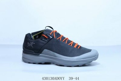 T始祖鸟 Norvan Kopec Gtx M 低帮休闲鞋 耐磨防滑户外徒步运动鞋 货号 081204-411353 130Adoyy 39-44