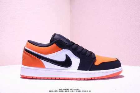 170 乔丹一代 Air Jordan 1 乔1 低帮Aj1系列 运动鞋复古休闲篮球鞋 提高了与足部的贴合度，给人不一样的穿着体验。鞋底的平稳支撑，让你在运动中 - 点击图像关闭