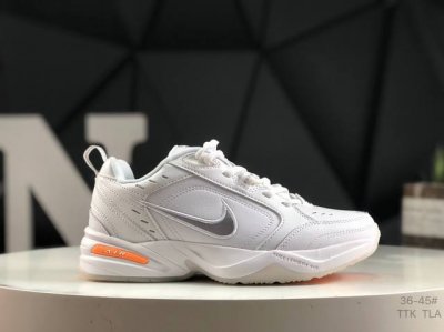 公司级带半码Nike Air Monarch M2K 复古单品 复古潮流优质皮革打造鞋面，夸张流线极符 风靡老爹元素 外形延续当下潮流得未来感老爹鞋 设计干净配