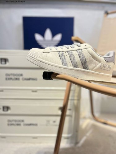 迪奥 X Adidas Originals Superstar 经典配色 经典贝壳头官网同步 实拍首发渠道正品订单 诠释市场最高工艺水平区别市面普通真标版本，进