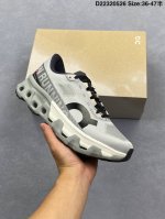 公司级On Cloudmonster Hyper昂跑 户外街头机能风新兴品牌轻便低帮跑步鞋 首发实拍鞋款以网球为灵感的运动休闲鞋 大胆的复古外观与革新科技融合