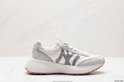 真标boston Red波士顿红袜队限定x Mlb Big Ball Chunky Canvas Low 复古厚底老爹风低帮百搭休闲运动慢跑鞋 货号:32Shx