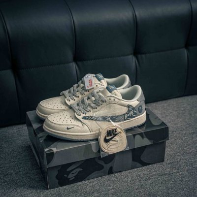 核心私 air Jordan 1 乔丹篮球鞋男女运动鞋潮流板鞋 货号 Hs8068 002 尺码 36 37 37.5 38 38.5 39 40 40.5 4