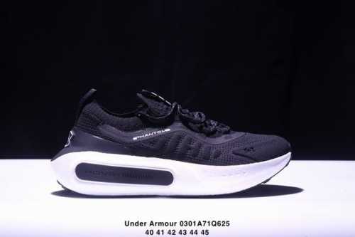 Under Armour 安德玛 全新 Under Armour Ua Hovr Coldgear Reactor 男士跑鞋 类型：男鞋 码数：40 41 42