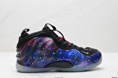 360 公司级Nike Foamposite One 喷泡 中帮 复古篮球鞋 货号:Fq4303-400 尺码:40 40.5 41 42 42.5 43 44