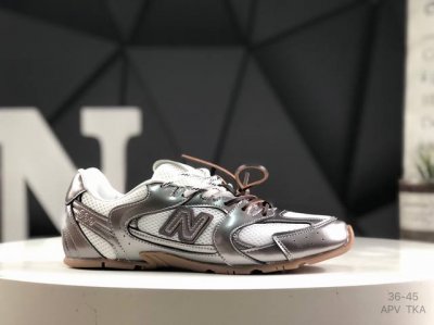 250 miumiu缪缪 X New Balance 联名款 nb530休闲 阿甘鞋德训鞋 miu Miu X New Balance 经典Nb530运动鞋中汲