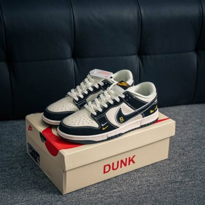 核心私 Nike Dunk 全套原楦原模倾力打造完美版型 独家原厂航空铝磨具打磨大底 鞋头坡度极致还原 无解鞋型 原盒原配 圈内天花板工艺 原厂冲刀 超高清洁度