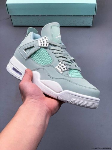 二层真标！Air Jordan 4 Aj4代中帮复古休闲运动文化篮球鞋。秉承轻量化的速度型篮球鞋设计思想完成设计，降低重量的同时提升舒适度，中底延续前作使用了分
