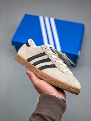 Adidas Originals Stadt 阿迪复古德训板鞋潮流 防滑耐磨 低帮 板鞋货号 Jr6343 尺码 35.5-45 半