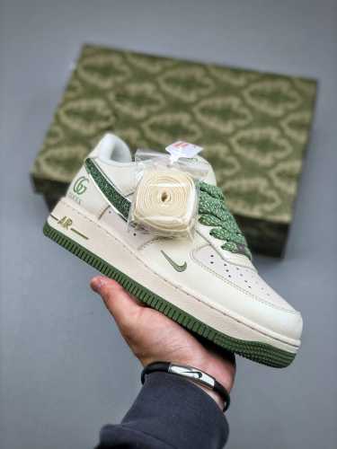 Nike Air Force 1 Low 古驰联名 米白绿满天星 原楦头原纸板 打造纯正空军版型专注外贸渠道 全掌内置蜂窝气垫 原盒配件 原厂中底钢印、拉帮完美