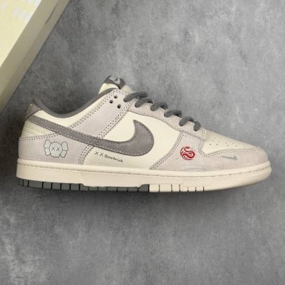 本地 核心私 Nk Sb Dunk Low Kaws蛇年联名 猪八灰勾 周年高端定制 低帮休闲板鞋 #定制鞋盒 大厂纯原品质出货 超高清洁度 皮料切割干净无任何