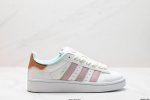 公司级阿迪达斯adidas Originals Campus 00S学院系列 面包风经典复古低帮百搭休闲运动板鞋 货号:Ig5996 尺码:36 36.5 37